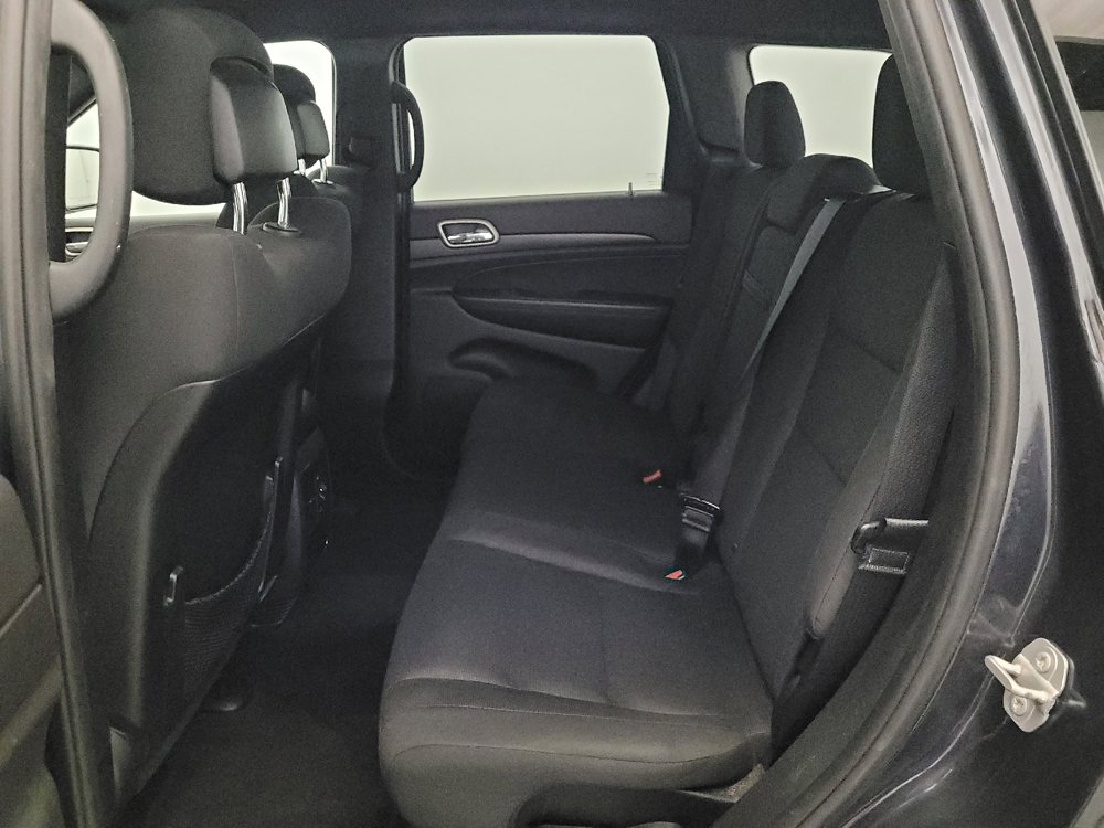 Used 2016 Jeep Grand Cherokee Laredo w/ Quick Order Package 23E AWD/4WD image 18
