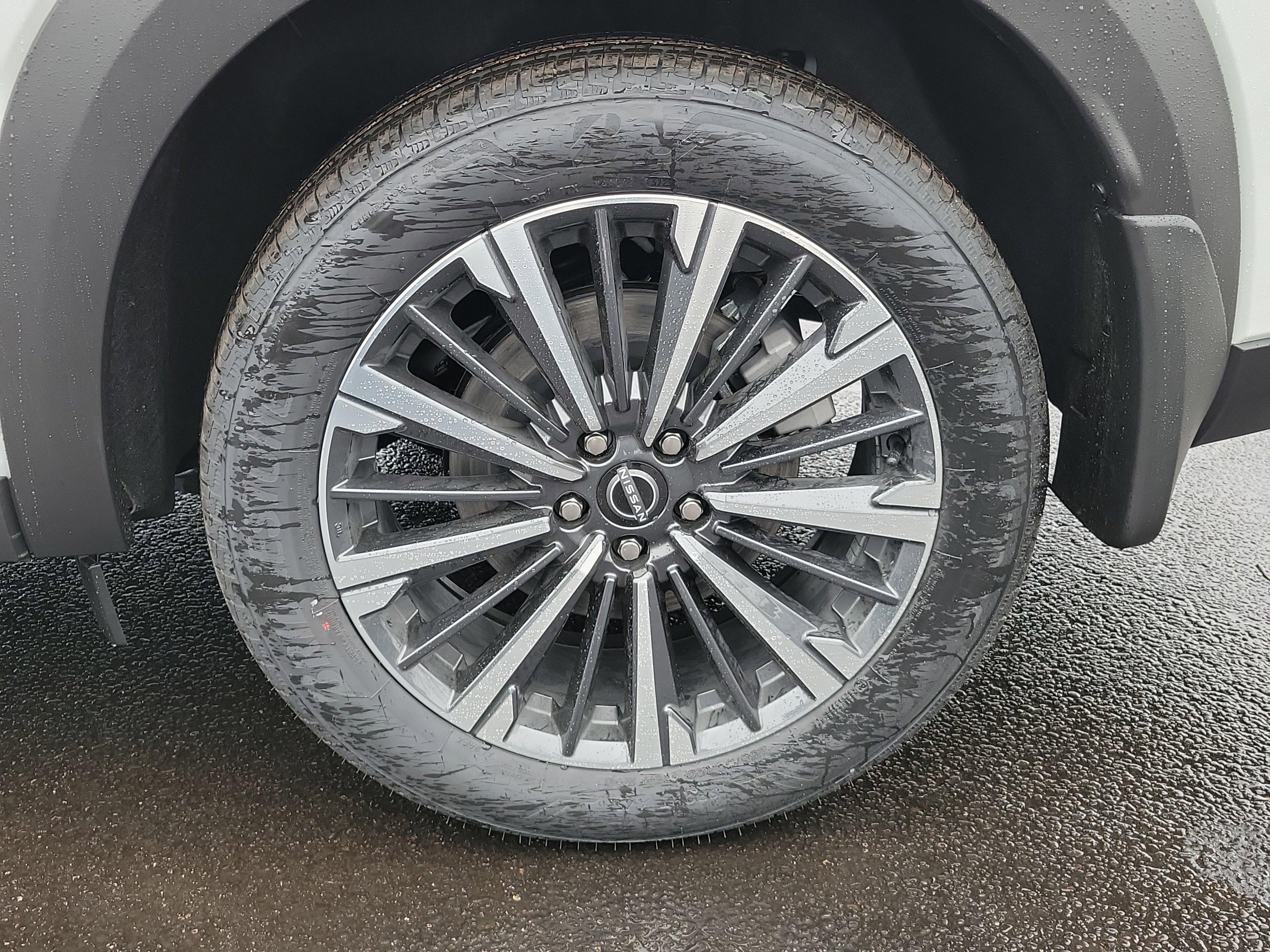 New 2026 Nissan Pathfinder Platinum image 5