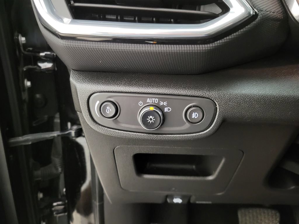 Certified 2023 Chevrolet TrailBlazer LT w/ Convenience Package image 28