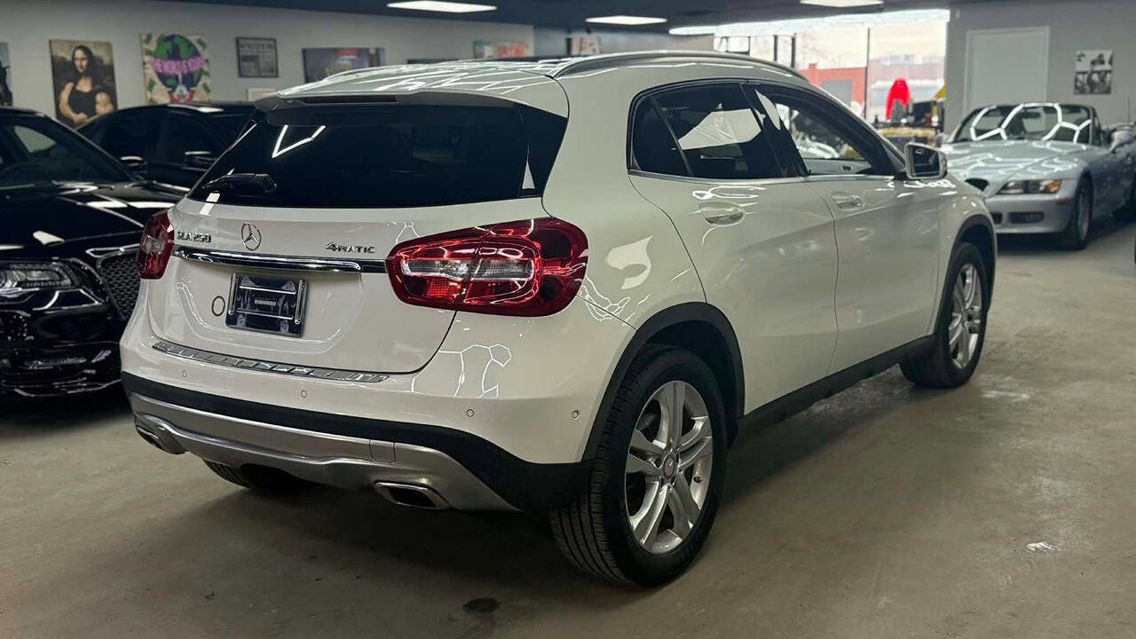 Used 2015 Mercedes-Benz GLA 250 4MATIC image 4