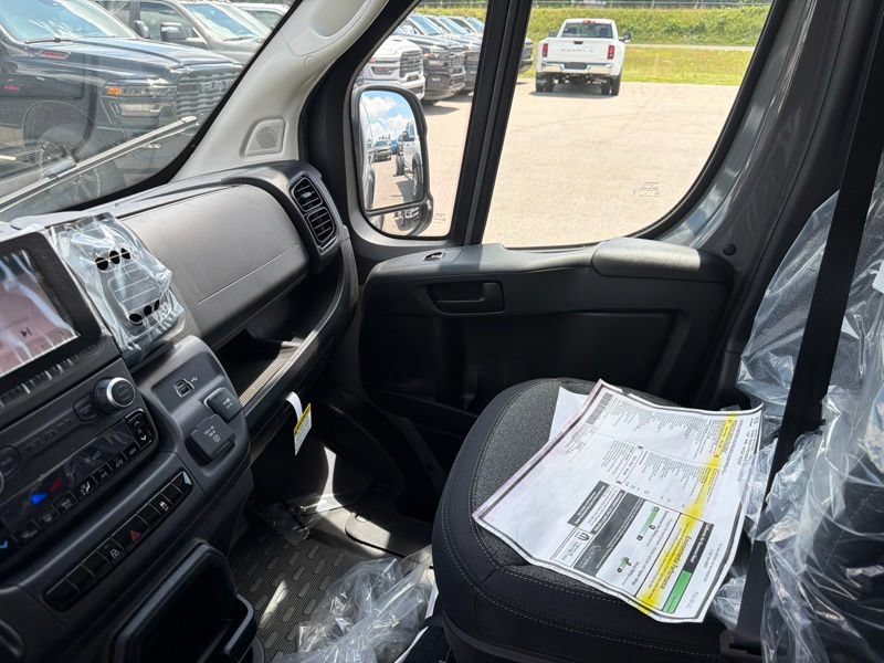 New 2026 RAM ProMaster 2500 w/ Convenience Group FWD image 11