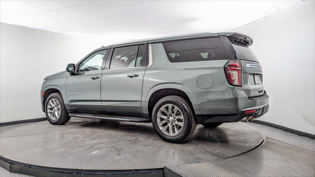 Used 2023 Chevrolet Suburban Premier image 6