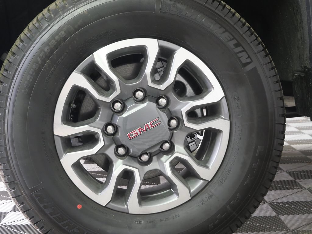 New 2026 GMC Sierra 3500 SLT w/ SLT Premium Package AWD/4WD image 9
