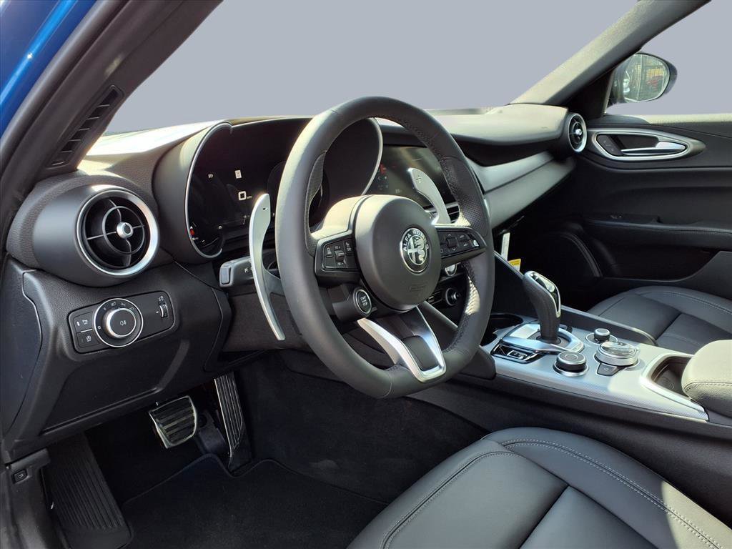 New 2025 Alfa Romeo Giulia image 8