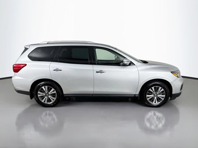 Used 2018 Nissan Pathfinder S FWD image 5