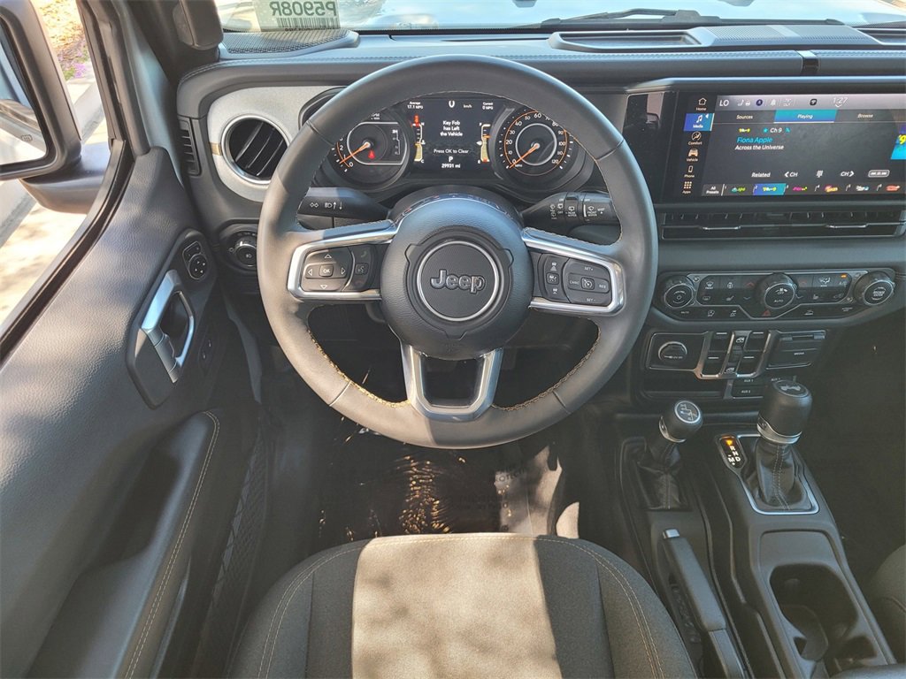 Used 2024 Jeep Wrangler Sahara image 11