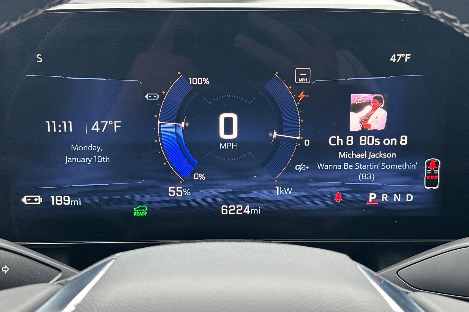 Used 2025 Chevrolet Equinox EV LT w/ Convenience Package image 24