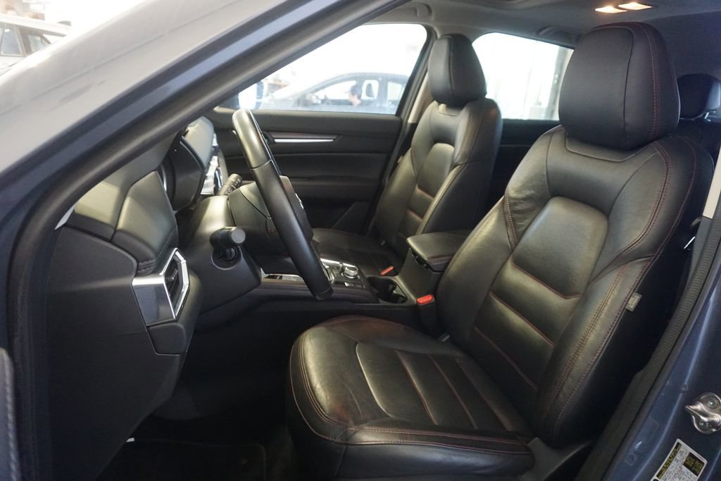 Used 2025 MAZDA CX-5 Carbon Edition AWD/4WD image 16