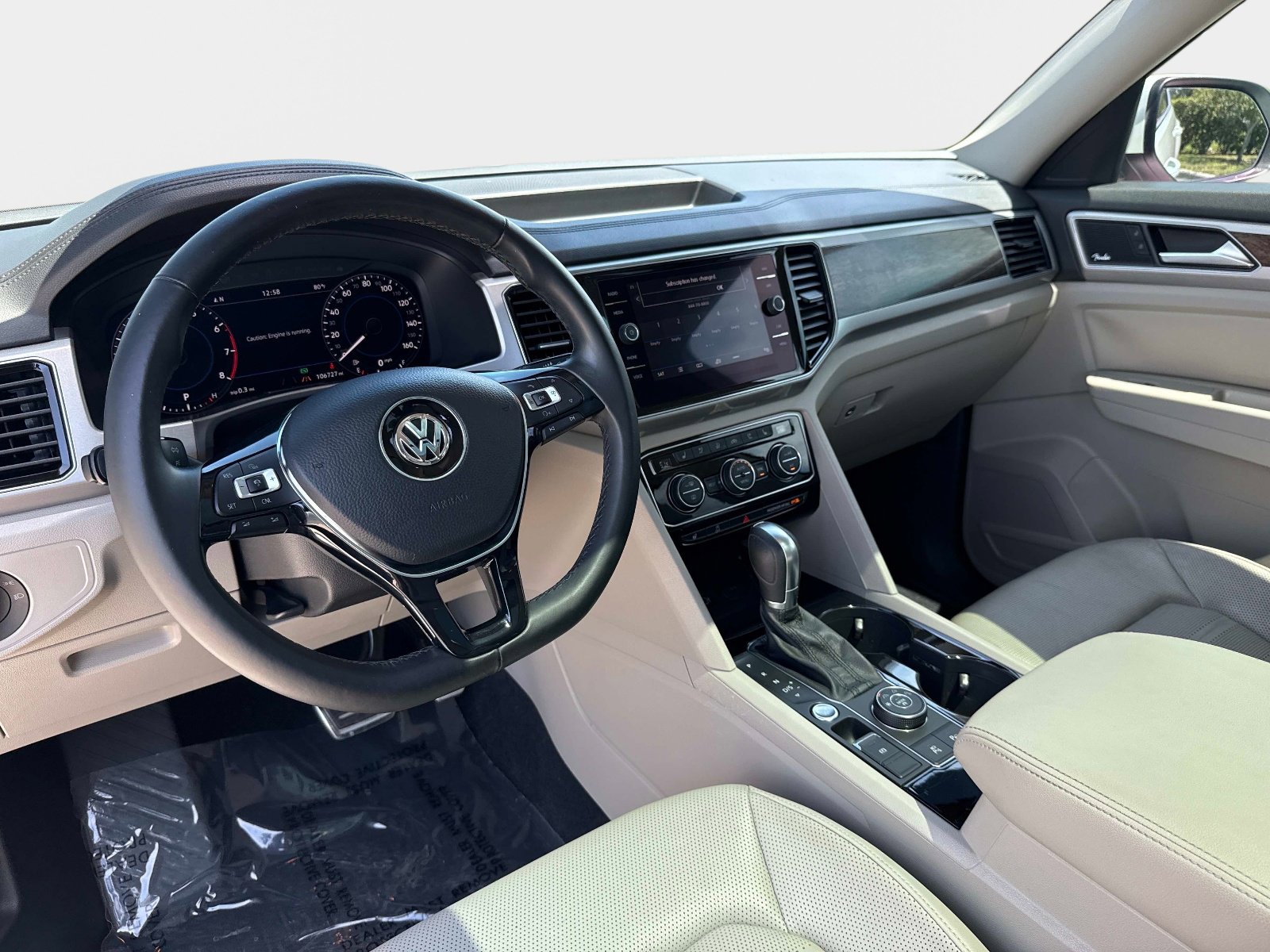 Used 2018 Volkswagen Atlas SEL Premium AWD/4WD image 16