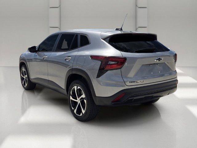 Certified 2024 Chevrolet Trax RS w/ Driver Confidence Package FWD image 3