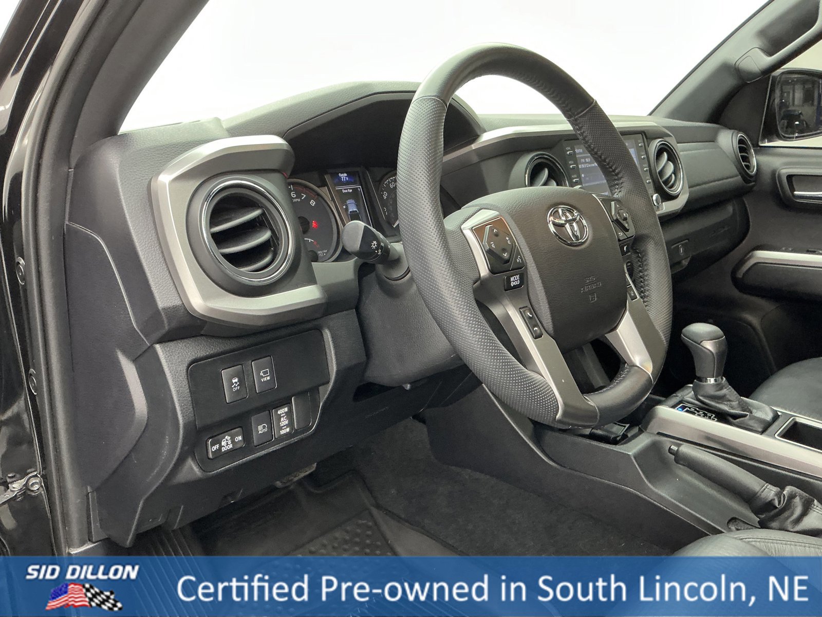 Used 2021 Toyota Tacoma Limited w/ Nightshade Package image 13