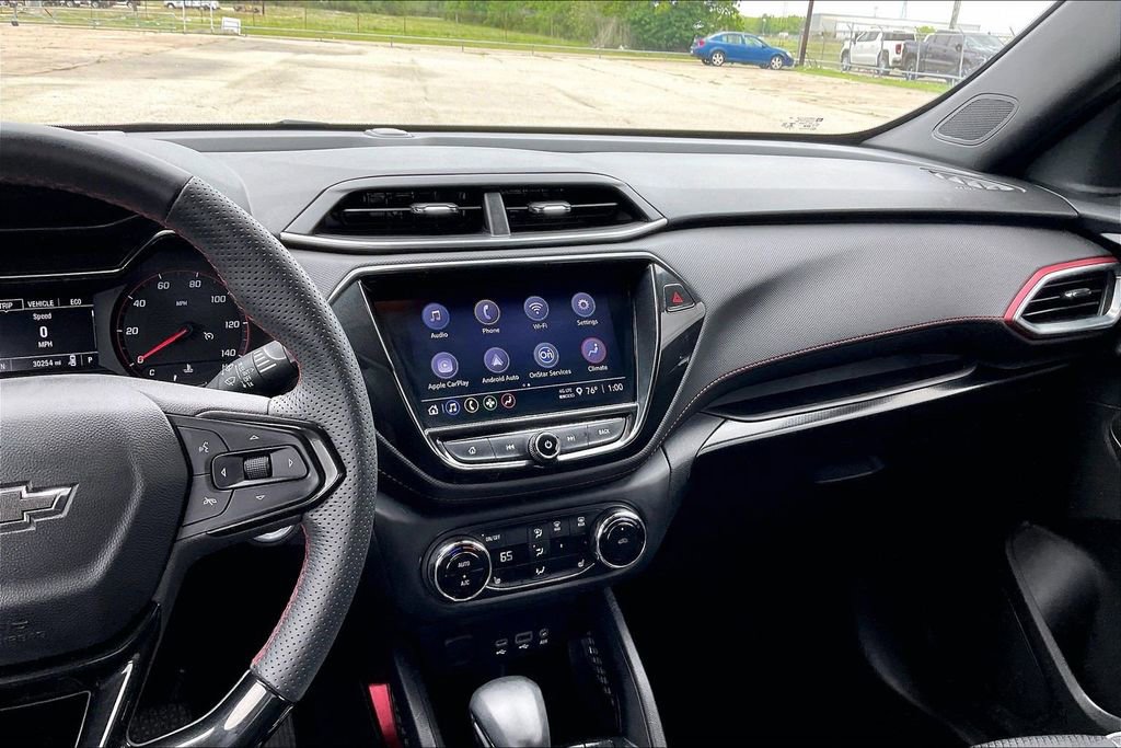 Used 2023 Chevrolet TrailBlazer RS w/ Convenience Package FWD image 9