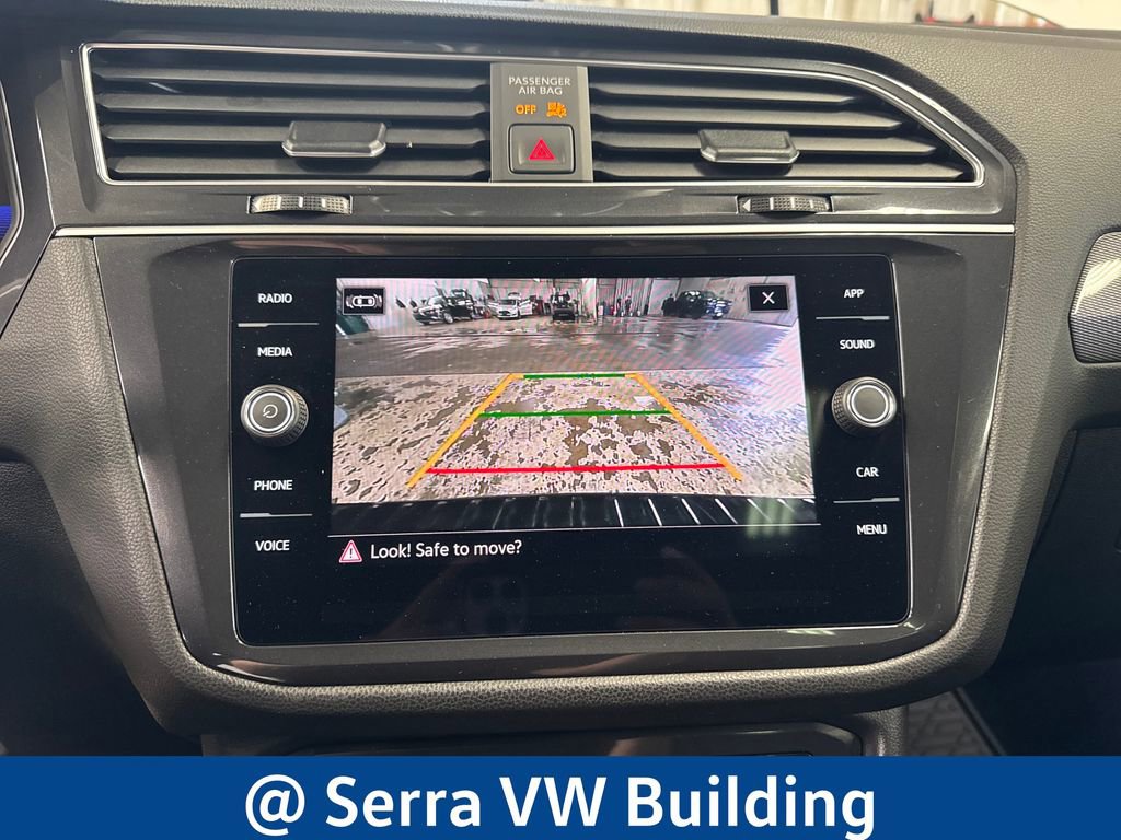 Used 2024 Volkswagen Tiguan SE R-Line AWD/4WD image 26