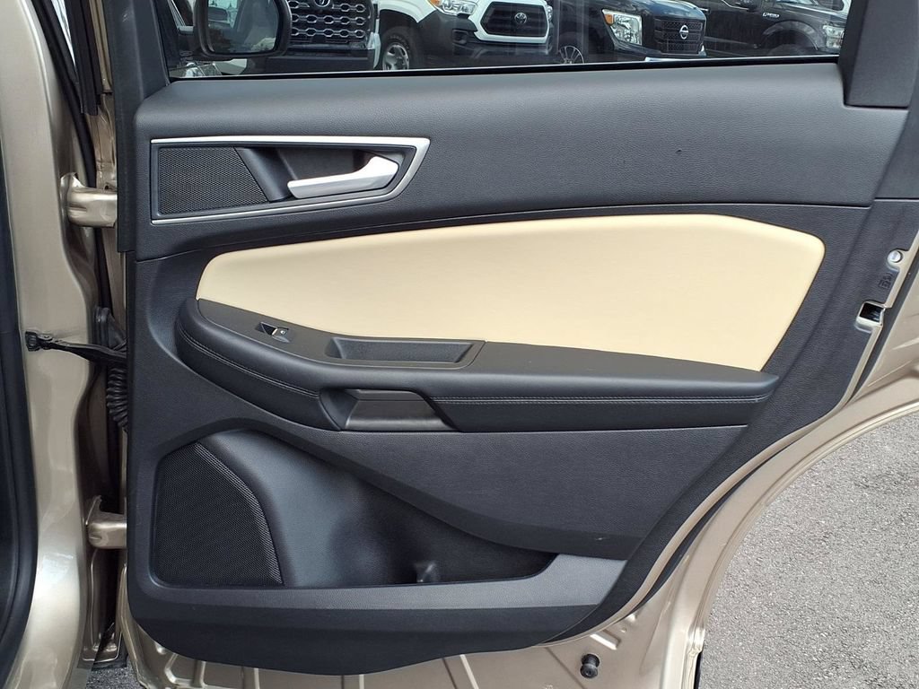 Used 2021 Ford Edge SEL w/ Convenience Package FWD image 15