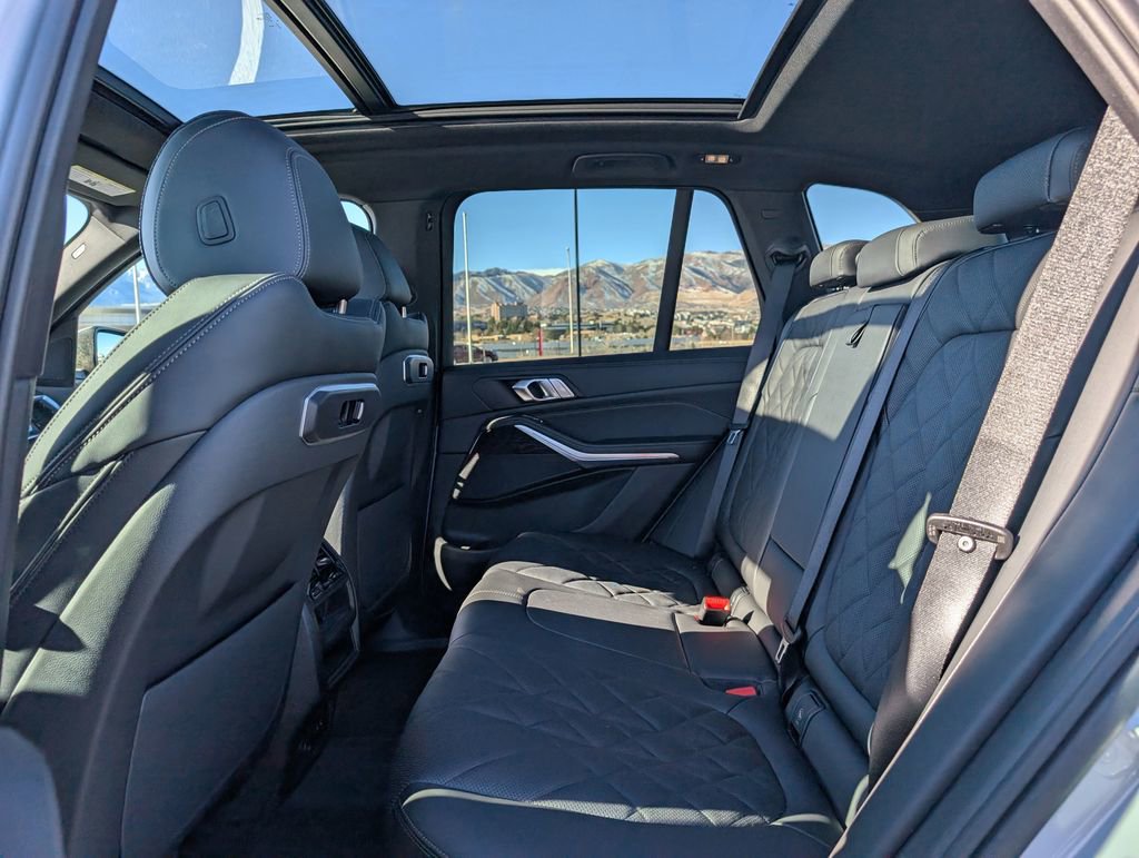 New 2026 BMW X5 xDrive50e w/ M Sport Package image 17