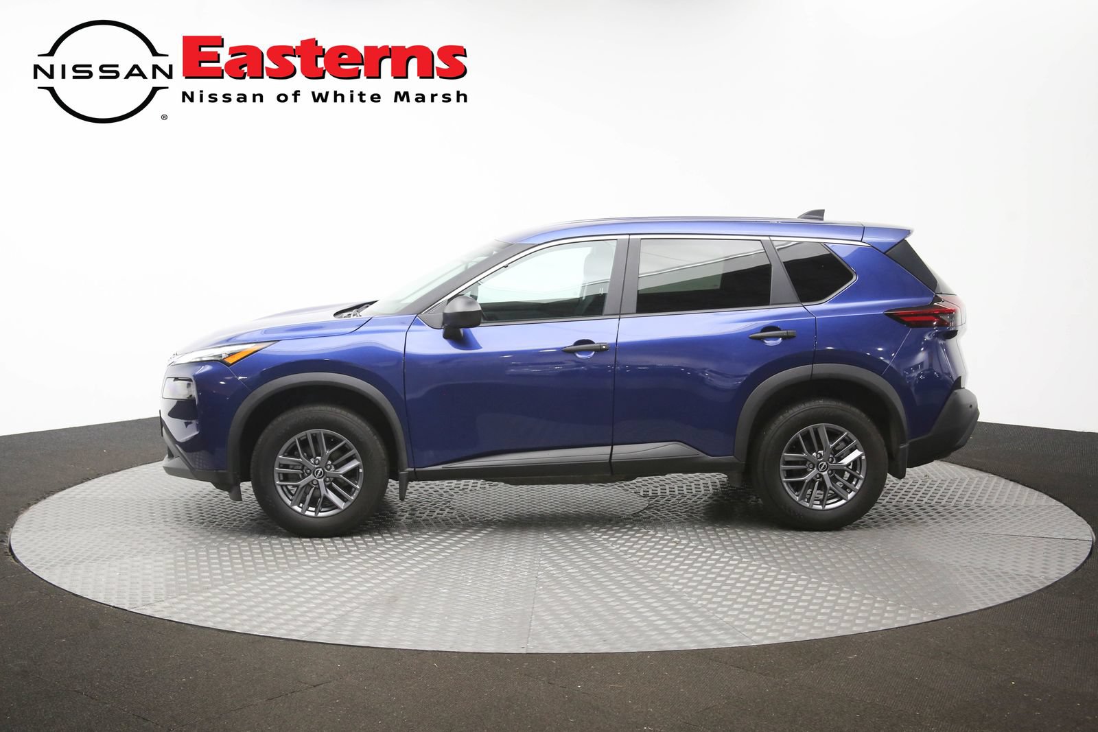 Used 2023 Nissan Rogue S AWD/4WD image 59