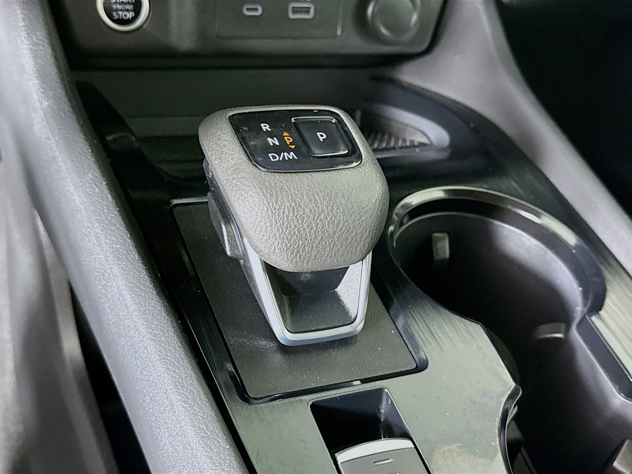 Used 2022 Nissan Rogue S image 19