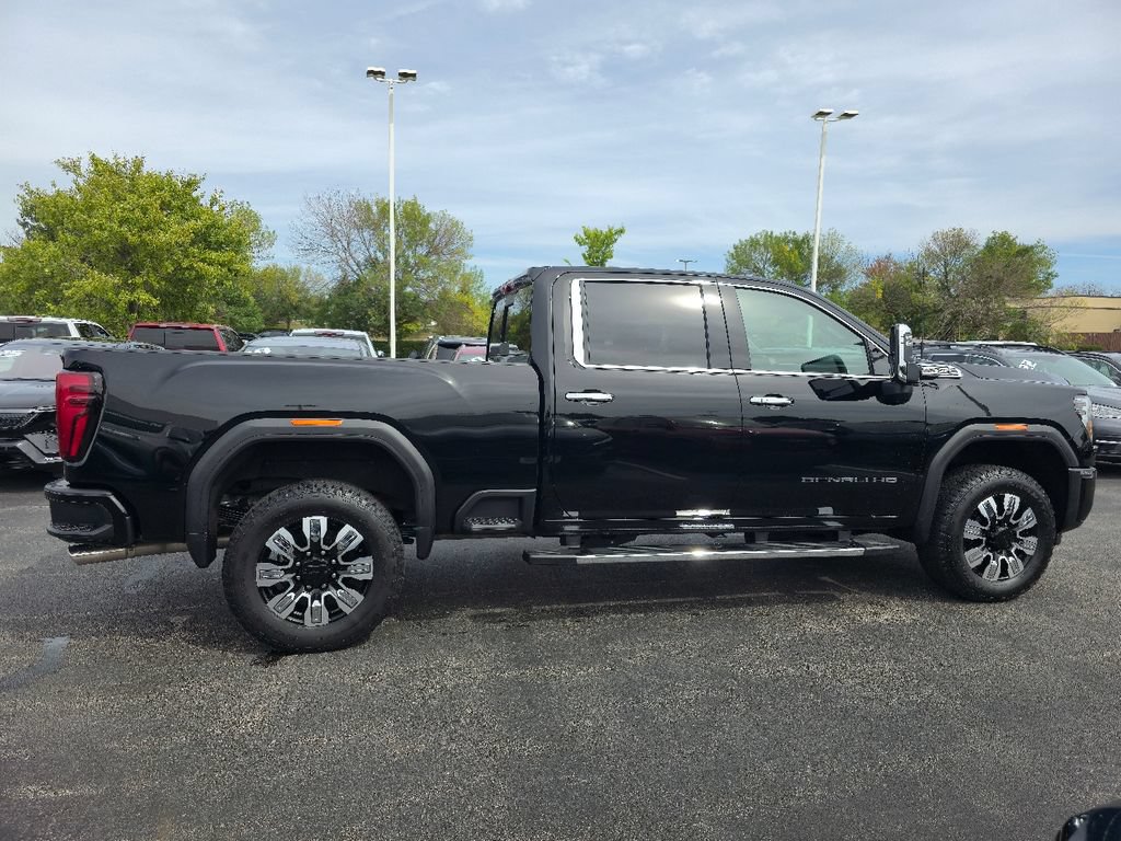 Certified 2026 GMC Sierra 2500 Denali w/ Denali Reserve Package AWD/4WD image 6
