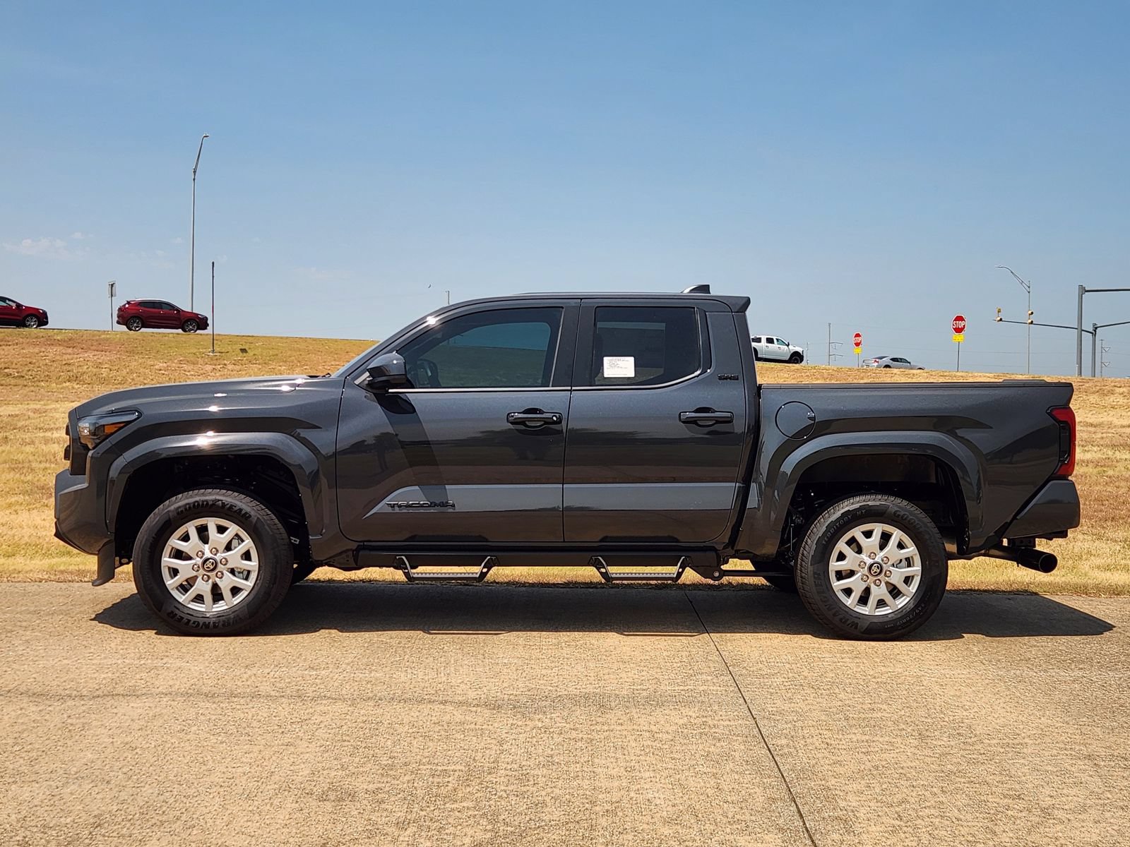 New 2026 Toyota Tacoma SR5 AWD/4WD video 3