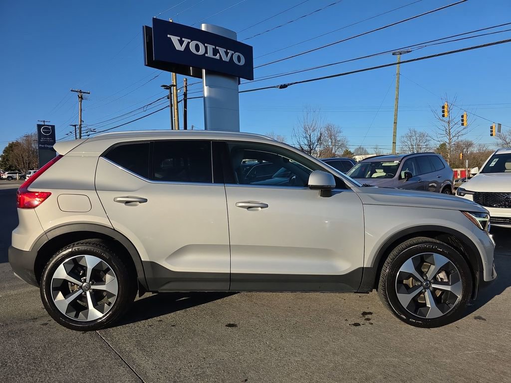 Certified 2023 Volvo XC40 B5 Plus w/ Driver Assist Package image 5
