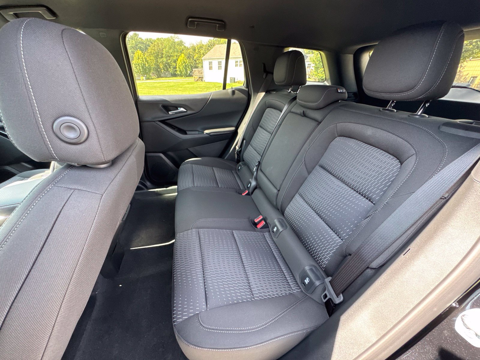 New 2027 Chevrolet Equinox LT AWD/4WD image 25