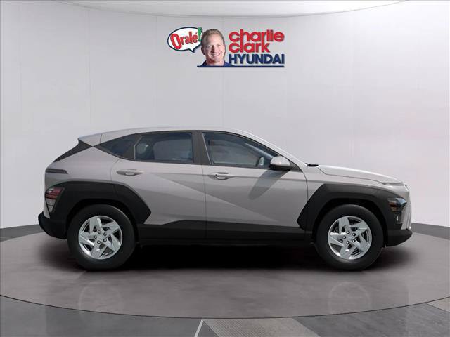Used 2026 Hyundai Kona SE FWD image 5