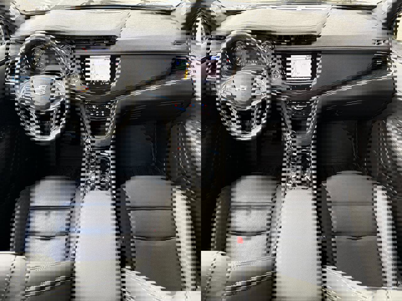 Used 2023 Cadillac XT5 Premium Luxury w/ Technology Package image 29