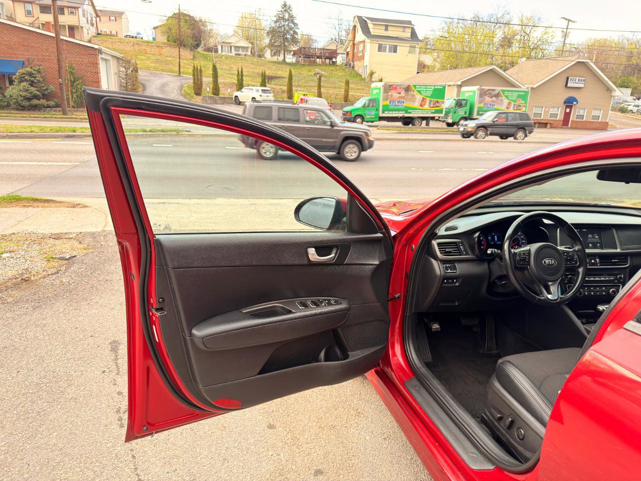 Used 2018 Kia Optima S w/ Panoramic Sunroof Package image 10