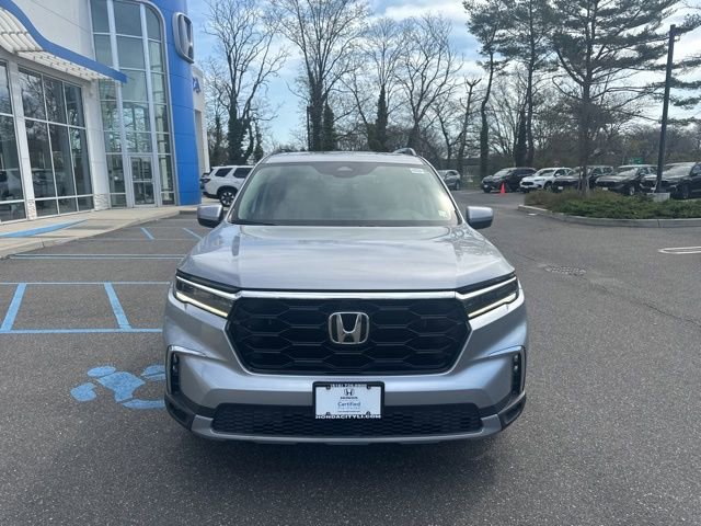 Used 2023 Honda Pilot Elite image 3