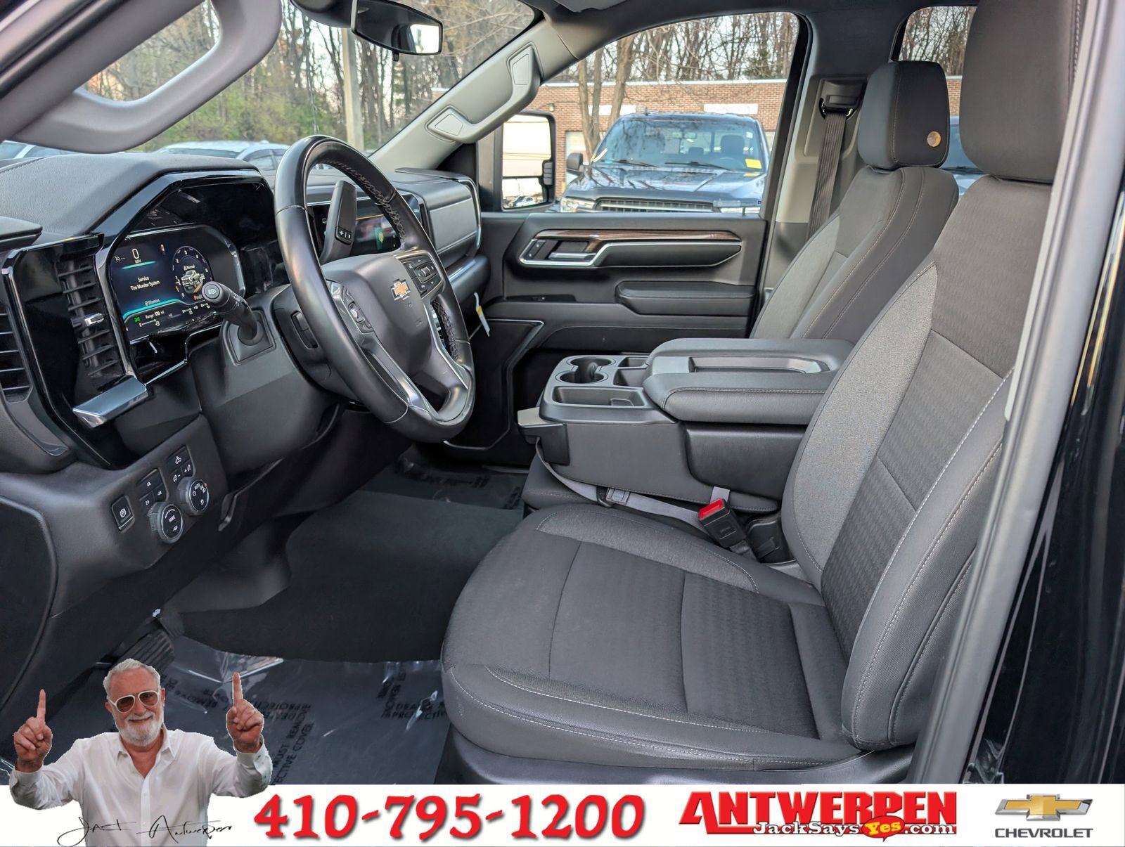 Used 2024 Chevrolet Silverado 2500 LT image 15