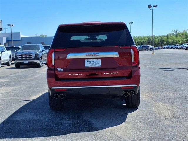 Used 2024 GMC Yukon Denali image 14