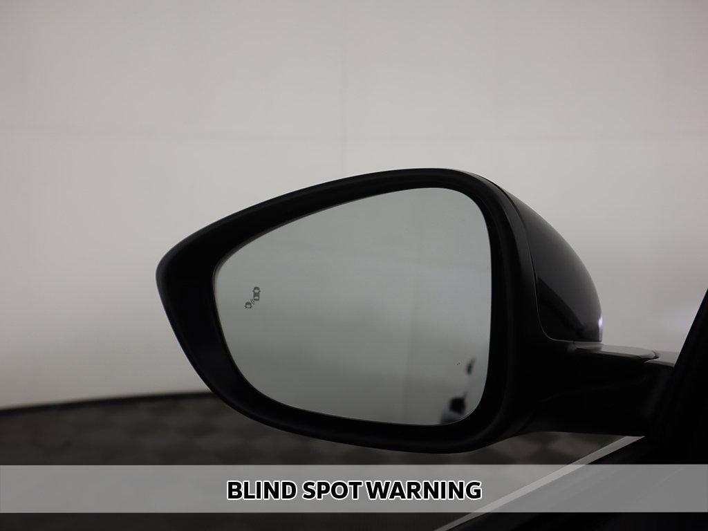 Certified 2025 Honda Accord SE image 5