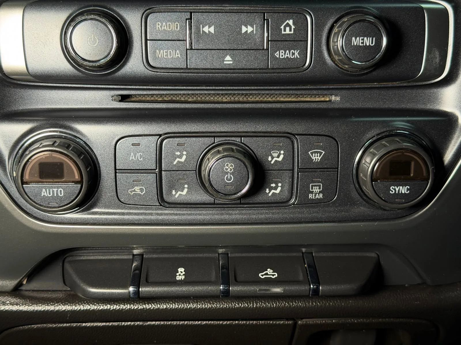 Used 2016 Chevrolet Silverado 1500 LT w/ All Star Edition image 29