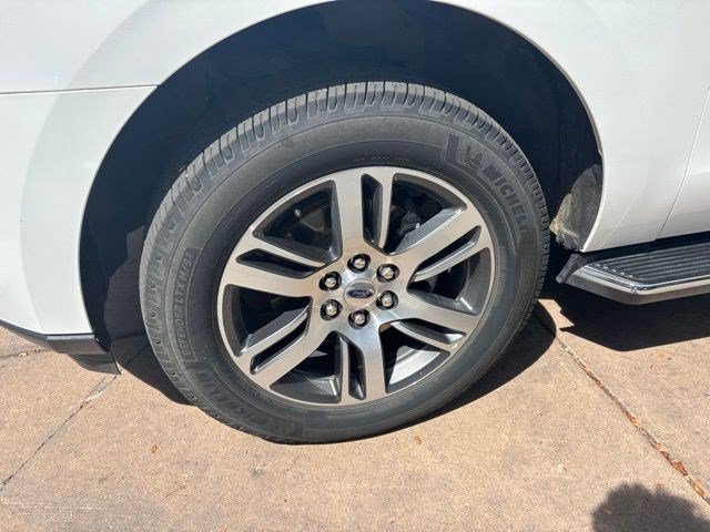 Certified 2022 Ford Expedition Max Limited AWD/4WD image 13