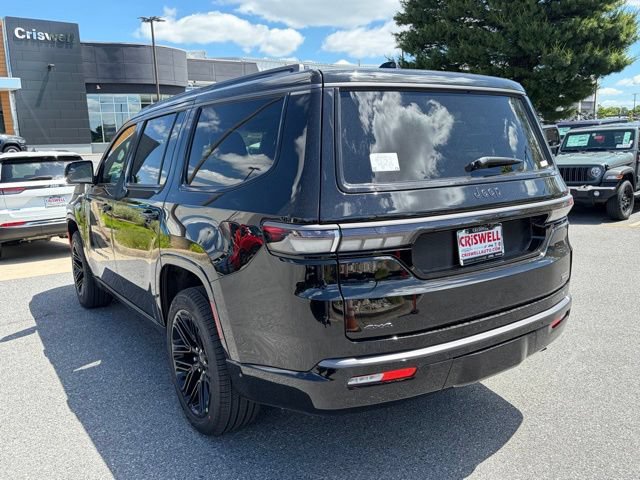 New 2026 Jeep Grand Wagoneer Limited AWD/4WD image 2