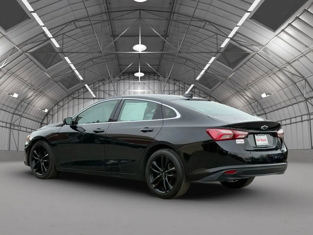 Used 2021 Chevrolet Malibu LT w/ Midnight Edition image 5