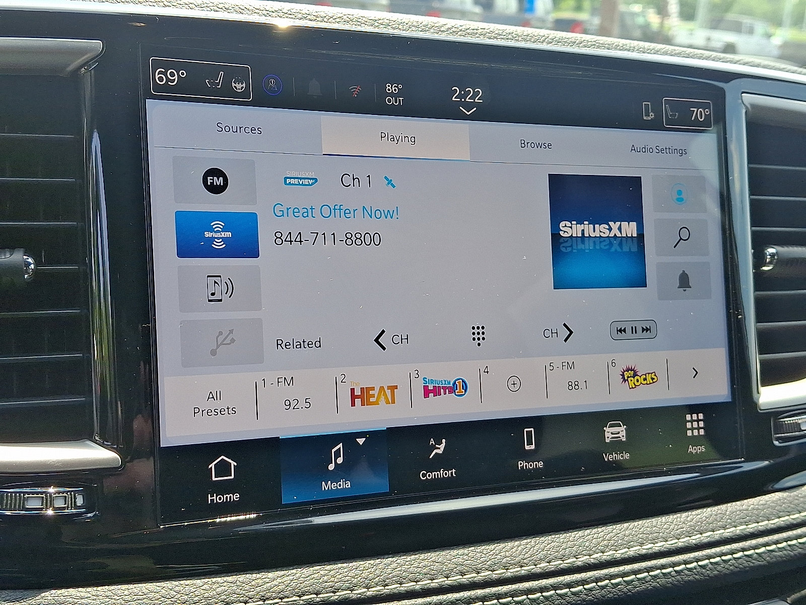 New 2025 Chrysler Pacifica Select image 18