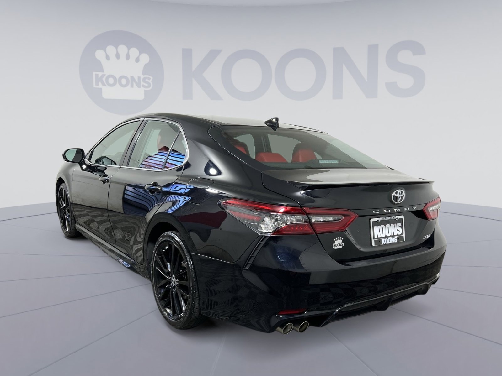 Used 2024 Toyota Camry XSE image 4