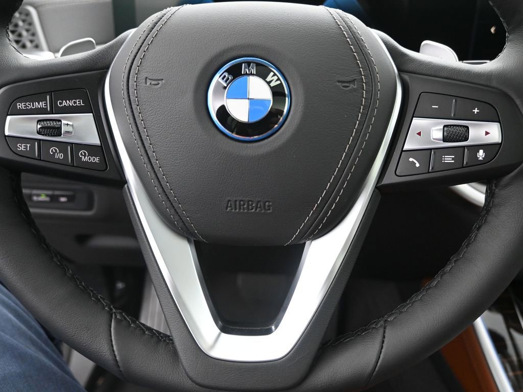 New 2026 BMW X5 xDrive50e w/ Premium Package AWD/4WD image 21