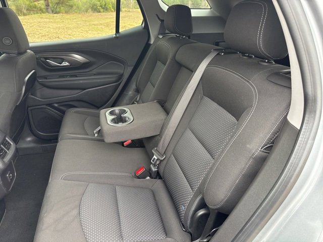 Used 2024 GMC Terrain SLE image 12