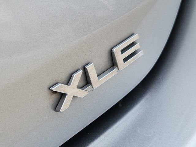 Used 2022 Toyota Highlander XLE FWD image 8