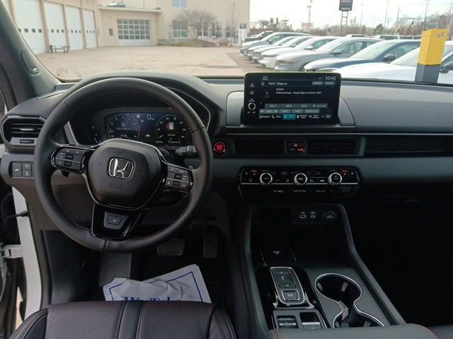 New 2025 Honda Pilot Black Edition image 29