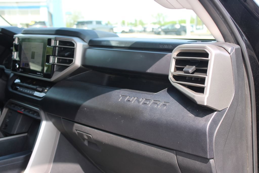 Used 2023 Toyota Tundra SR5 w/ SR5 Convenience Package AWD/4WD image 28