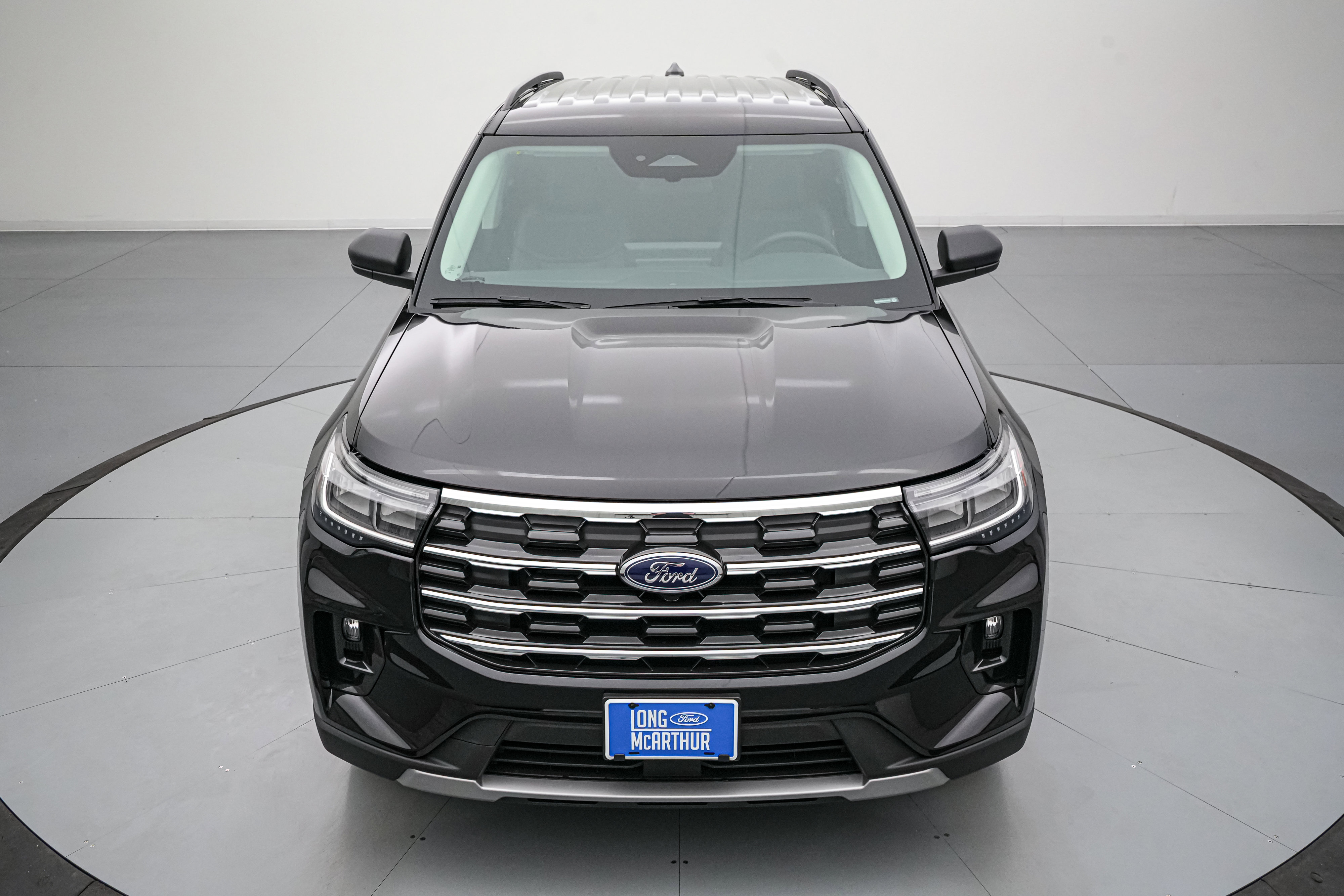 New 2026 Ford Explorer Active AWD/4WD image 9
