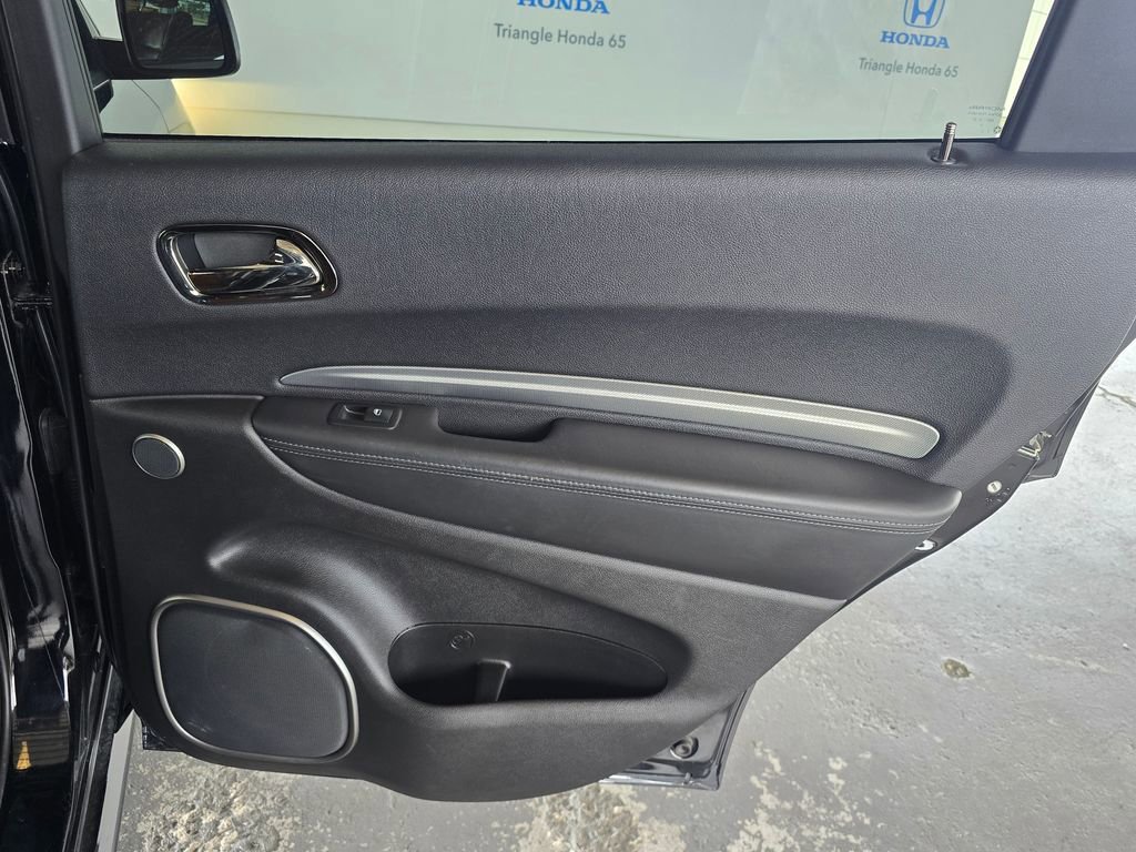 Used 2019 Dodge Durango R/T w/ Technology Group AWD/4WD image 11