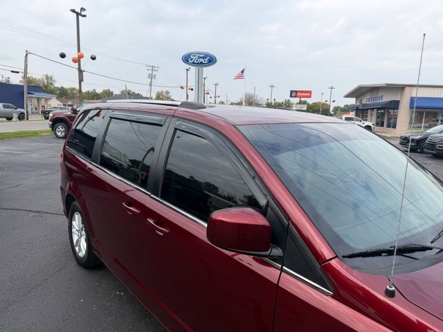 Used 2018 Dodge Grand Caravan SXT FWD image 10