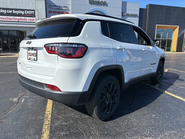 New 2026 Jeep Compass Latitude image 8