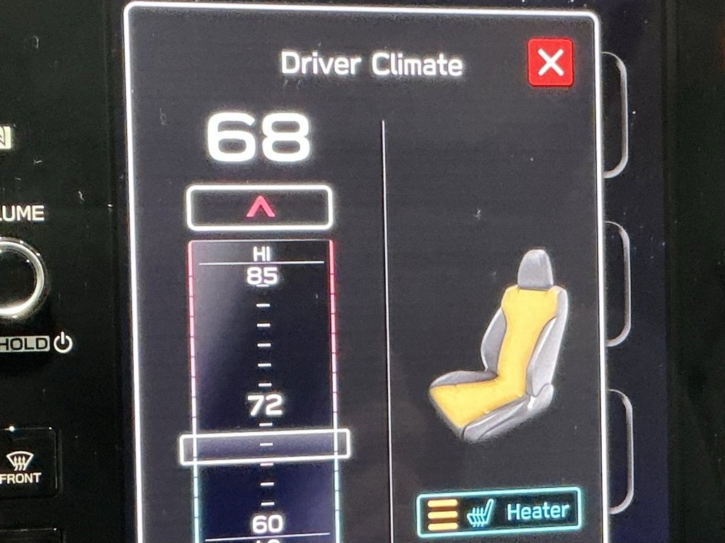 Used 2020 Subaru Outback Premium image 12