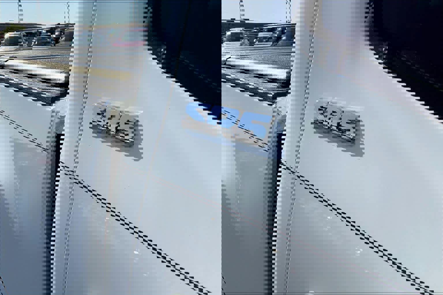 Used 2017 Toyota Tacoma SR5 image 9