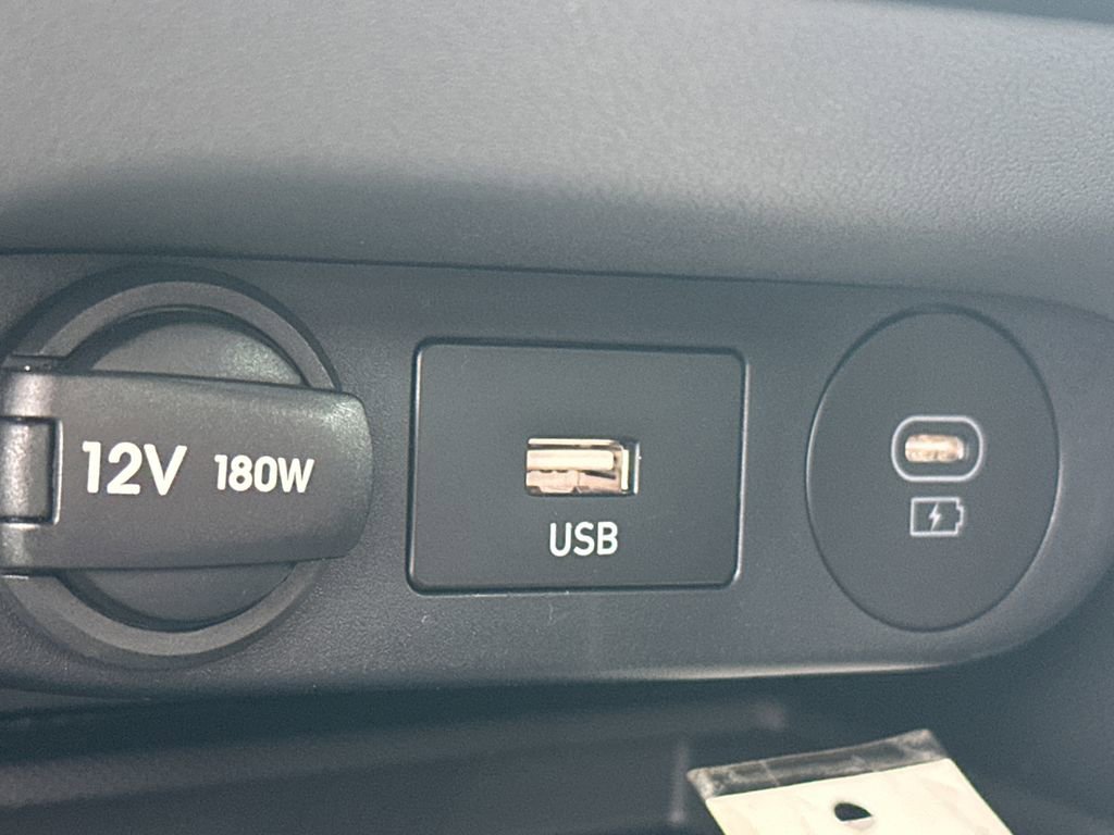 New 2025 Hyundai Elantra Sport image 31